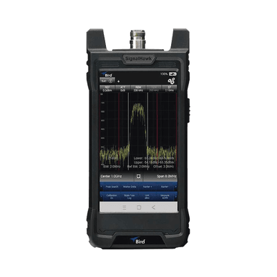 Analizador de Espectro Portátil SIGNAL HAWK, 9 KHz a 6 GHz, Incluye Estuches de uso Rudo y Ligero, Batería Li-Ion, Adaptador 12V, Lápiz Táctil, Adaptador USB-C a USB-A, Manual  de Instrucción.