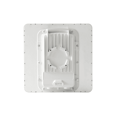 PTP-550  Hasta 1.36 GBps / 5150 - 5950 MHz / 802.11 AC Wave 2  MU-MIMO 4: 4x4 / BackHaul con Antena Integrada (Alta ganancia 23 dBi)  -  C050055H010A